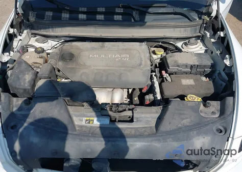 2014 Jeep Cherokee Sport z USA, uszkodzony, nr VIN 1C4PJMAB4EW317559